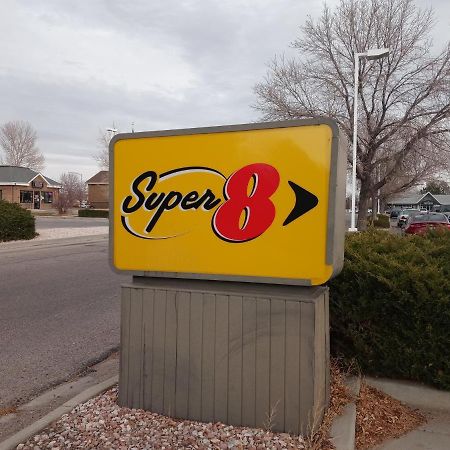 Hotel Super 8 By Wyndham Windsor Exterior foto