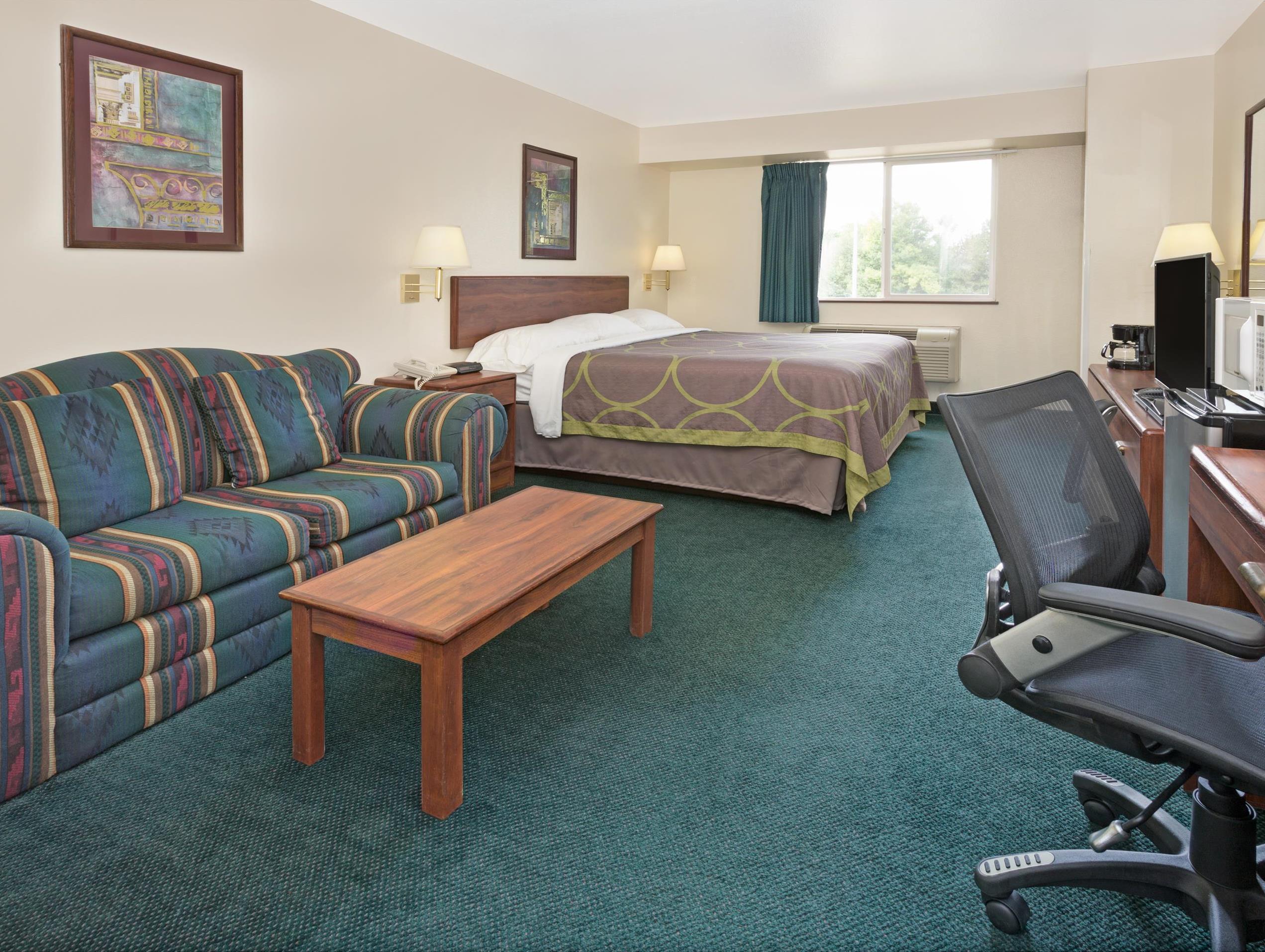 Hotel Super 8 By Wyndham Windsor Exterior foto